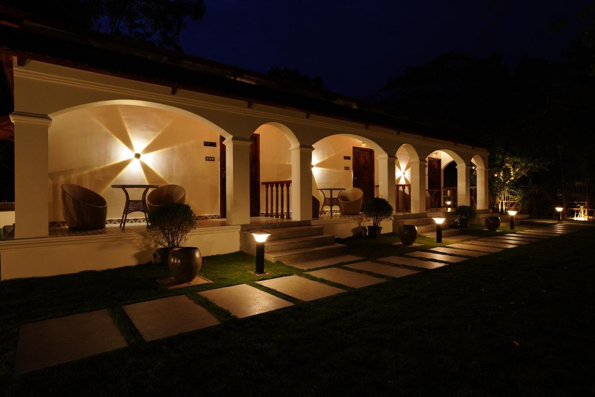 Brown Town Resort & Spa Hyderabad Exterior foto