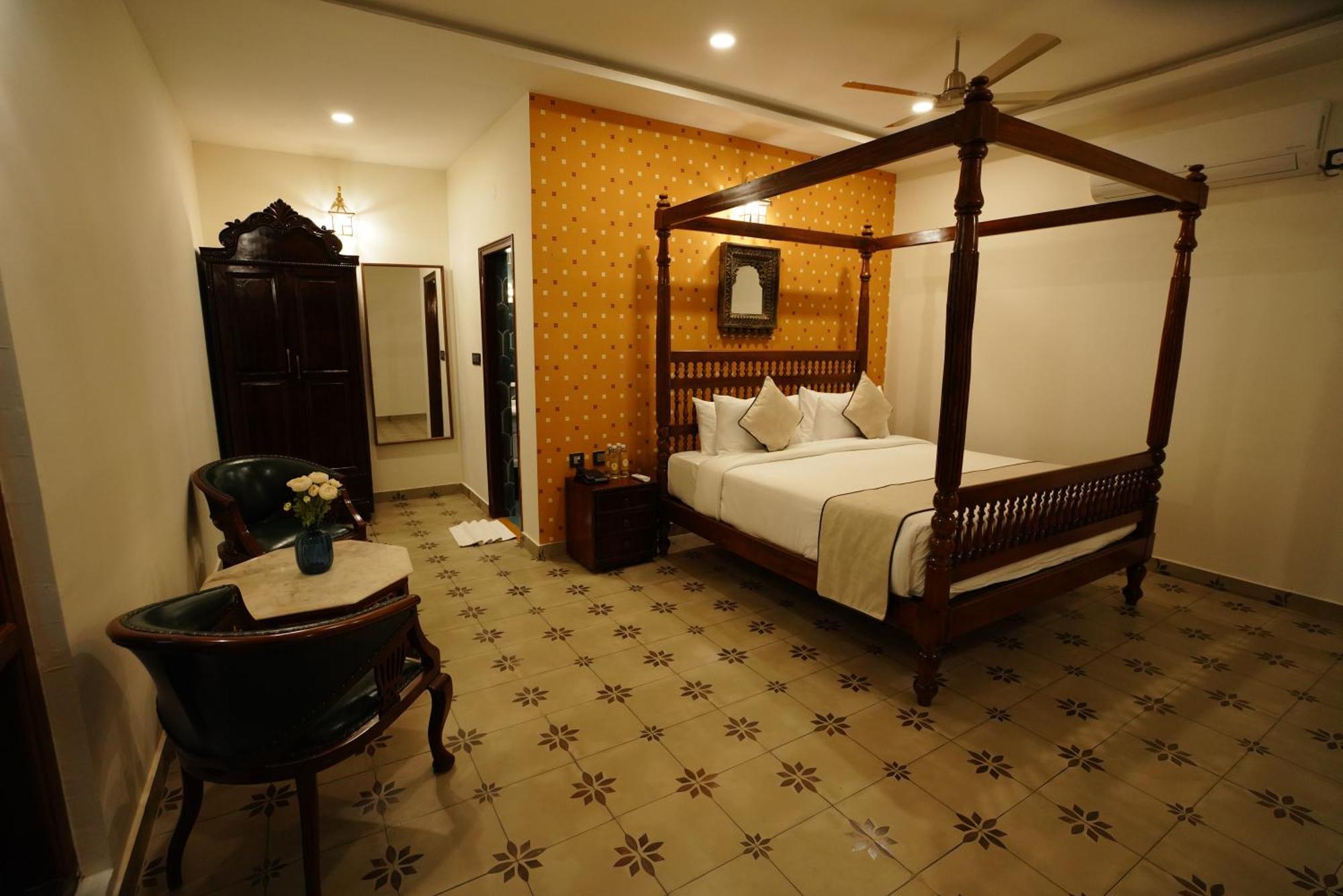 Brown Town Resort & Spa Hyderabad Exterior foto