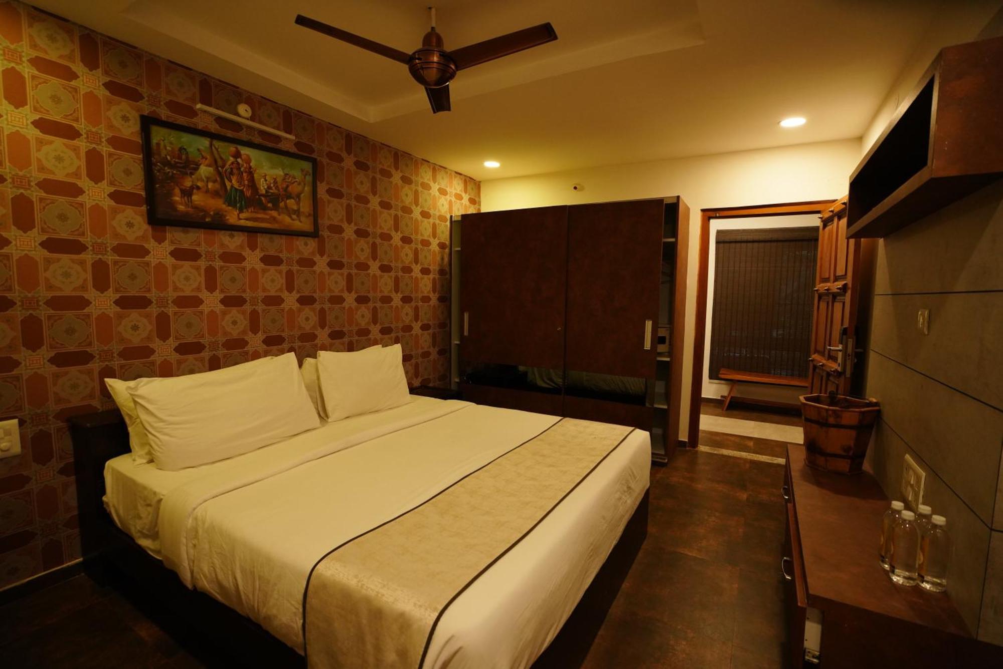 Brown Town Resort & Spa Hyderabad Exterior foto