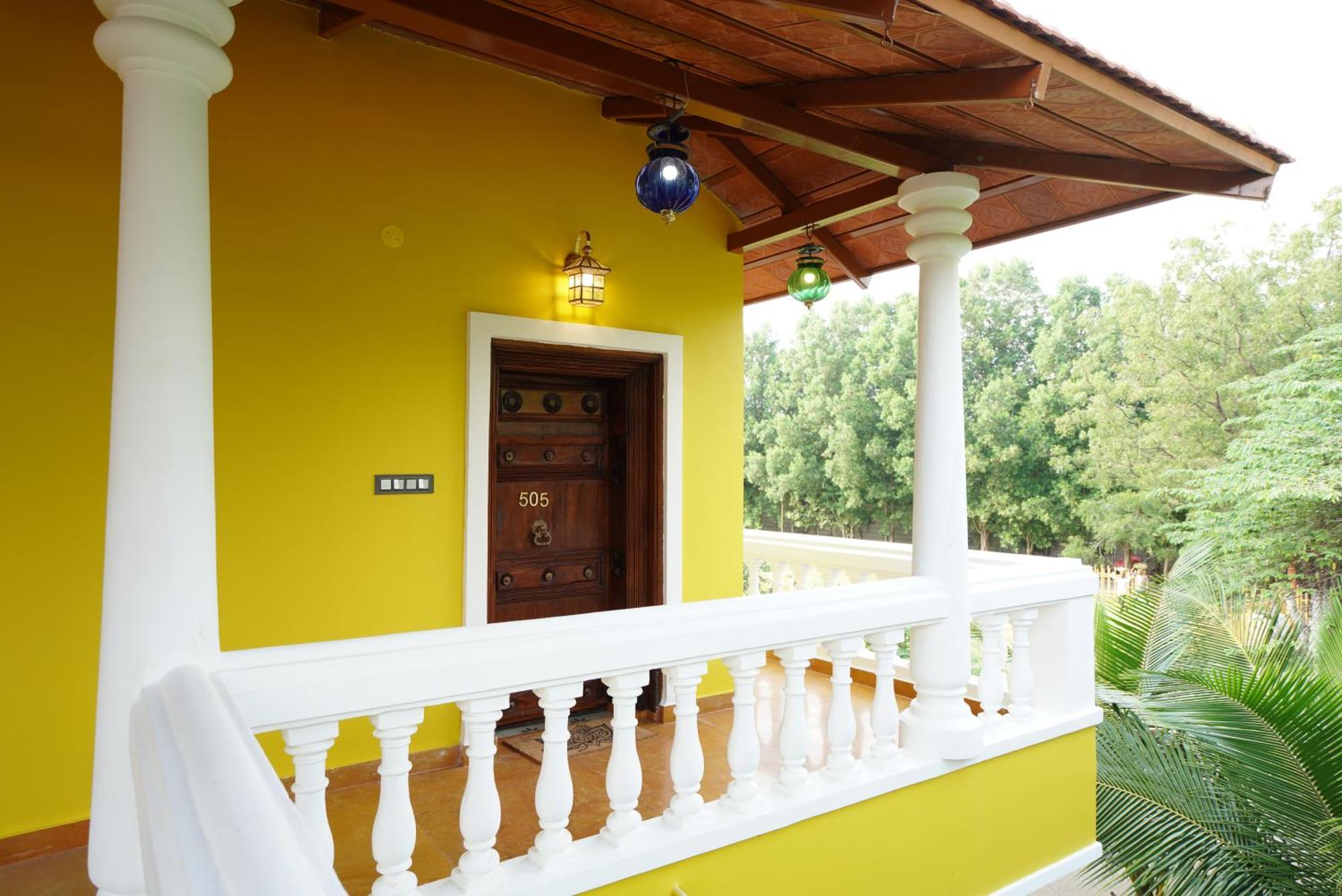 Brown Town Resort & Spa Hyderabad Exterior foto